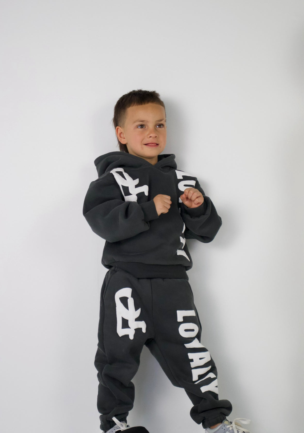 LOYALTY OVER EVERYTHING CHARCOAL SET