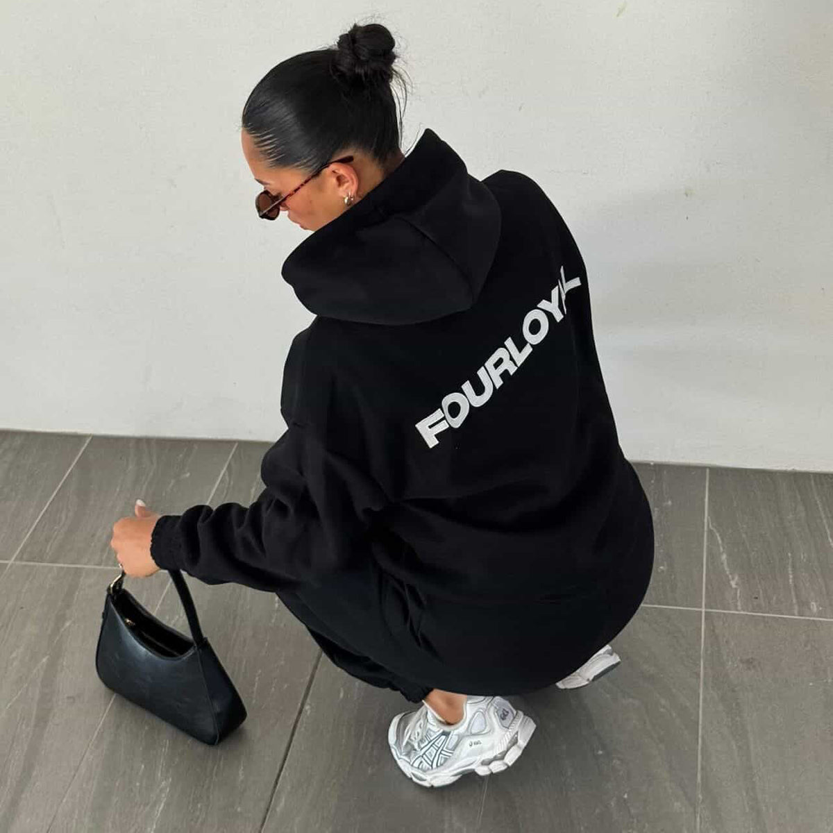 FOURSEASON Hoodie | Black